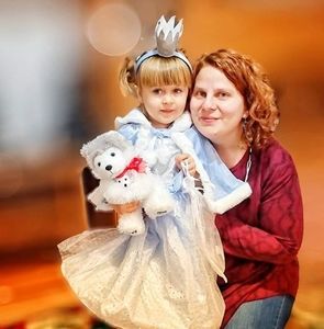 Meet your Posher, Valentina